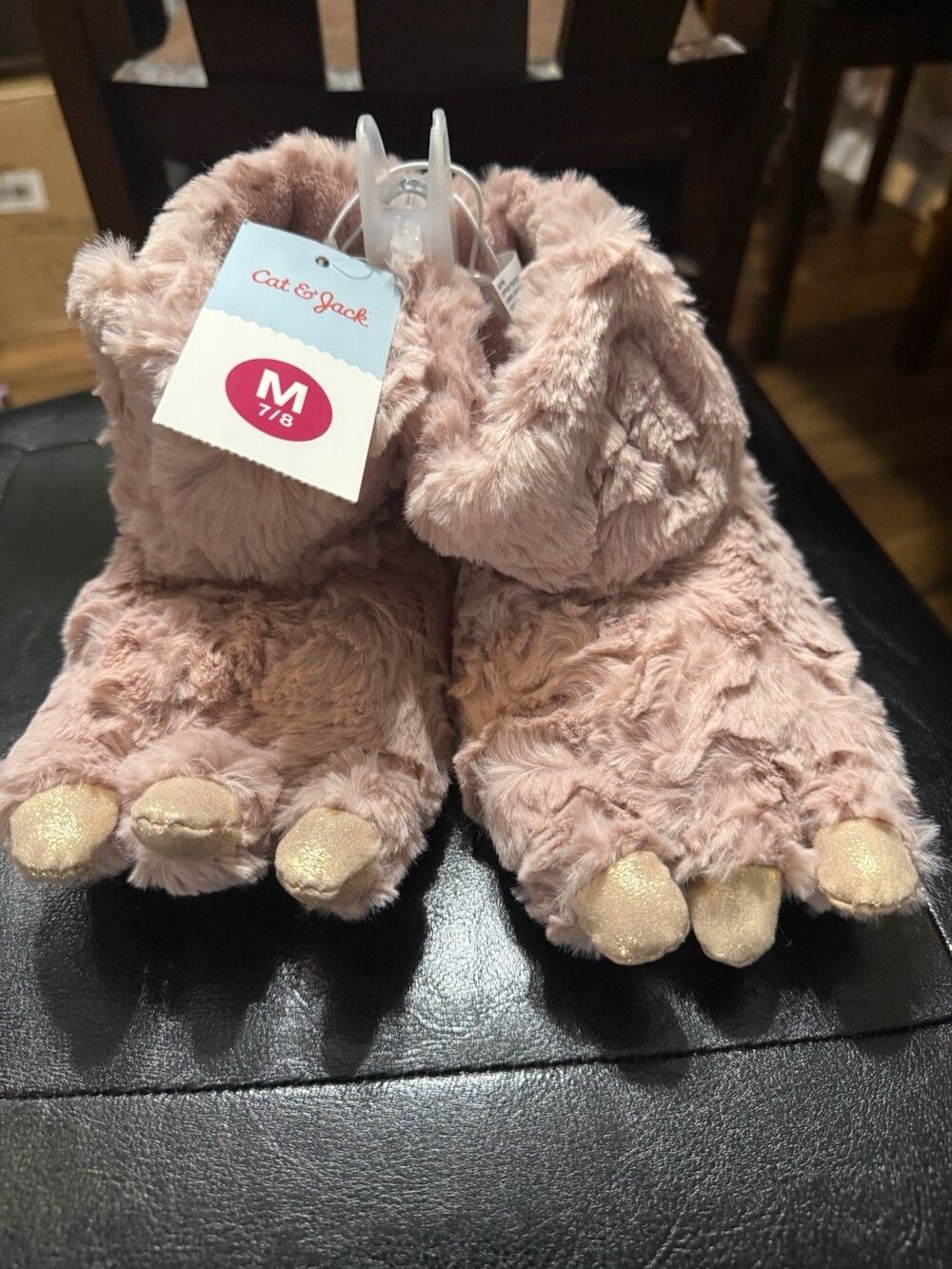 Cat & Jack Girls Pink/Gold Faux Fur Animal Paw Bootie Slipper Size M 7/8